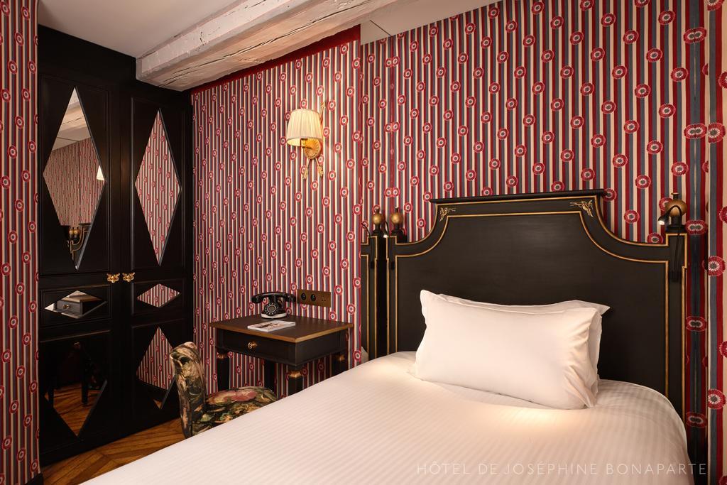 Hotel De Josephine Bonaparte Paris Exterior photo